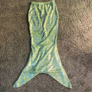 Justice mermaid tail size M